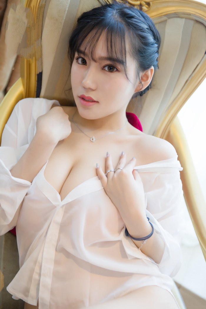 完美女神陈亦菲薄纱微透颜值爆表(图14)