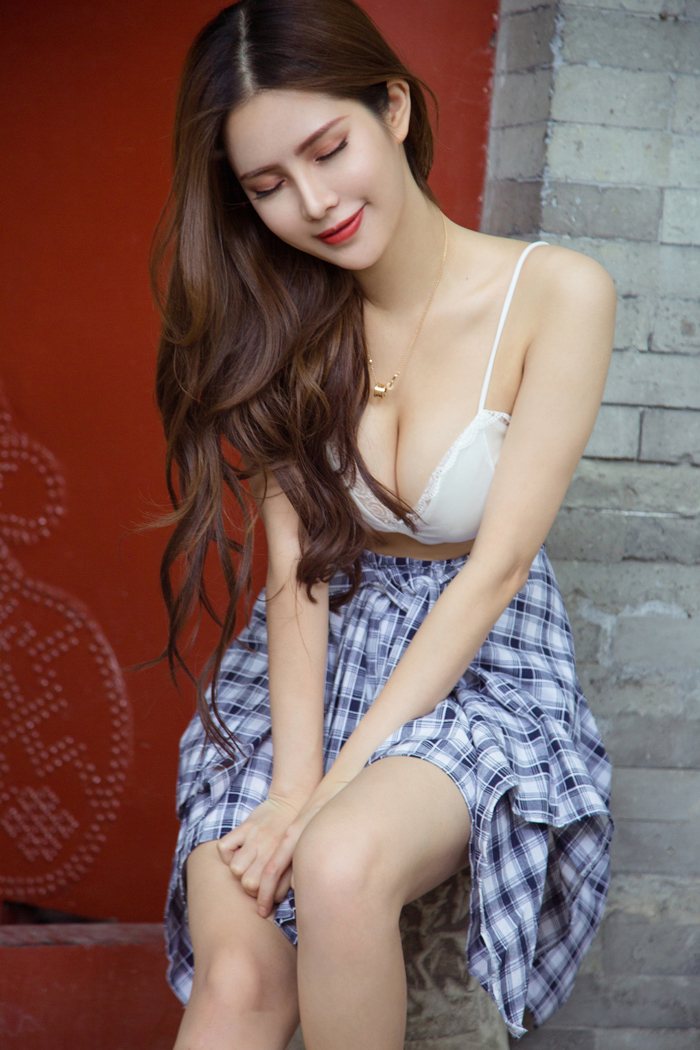 性感御姐若彤精致胴体散发诱人馨香(图6)