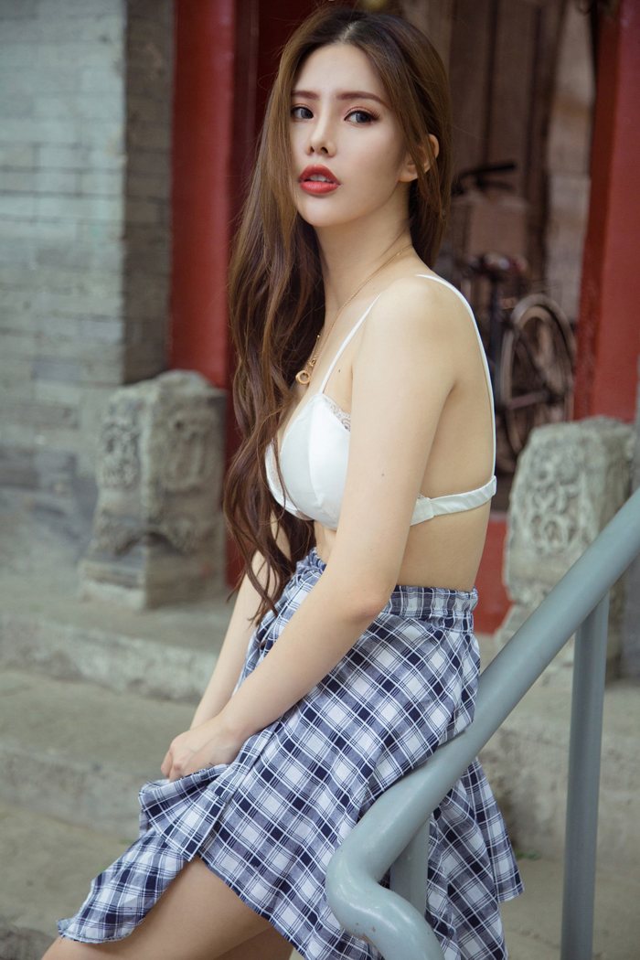 性感御姐若彤精致胴体散发诱人馨香(图7)