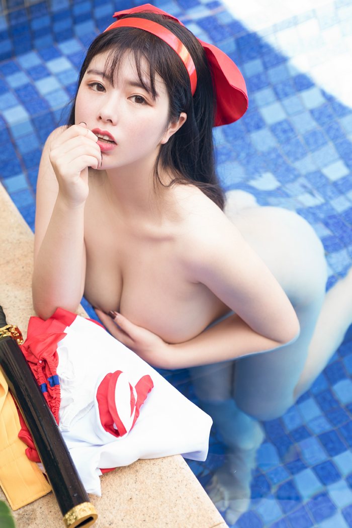 翘臀尤物露娜绝色曲线酥胸诱惑有加(图54)