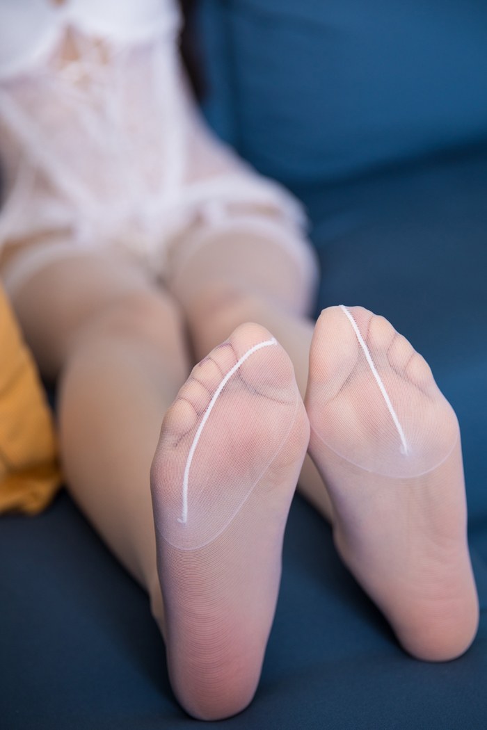 冷面女王小热巴翘臀肥乳十分诱人(图45)