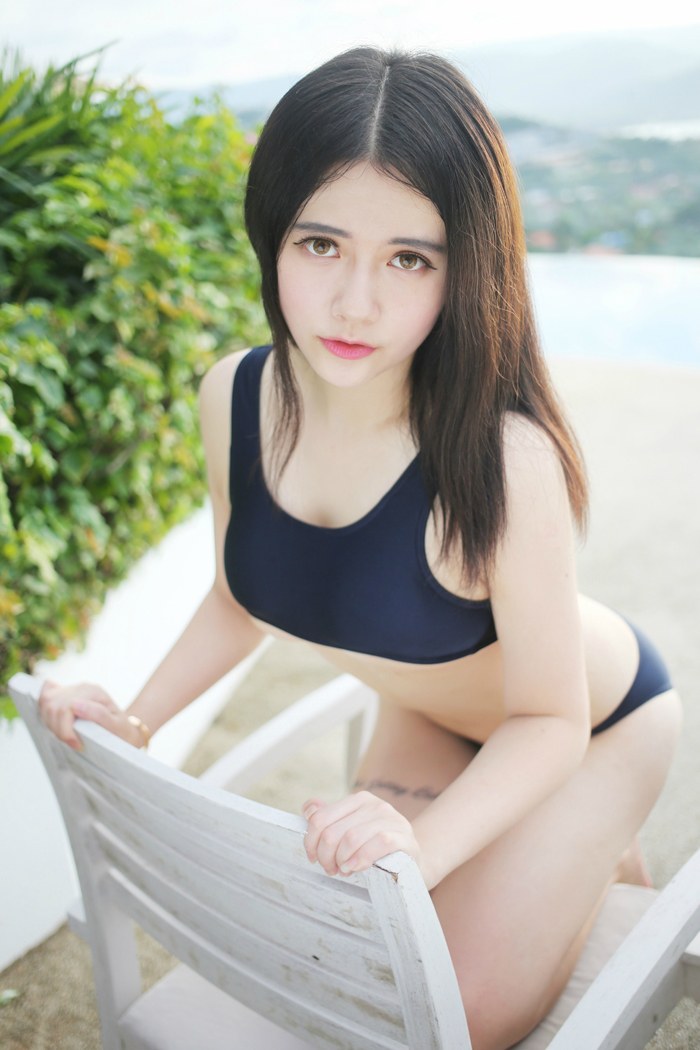 极品学生妹李雪婷泳装前凸后翘好诱人(图22)