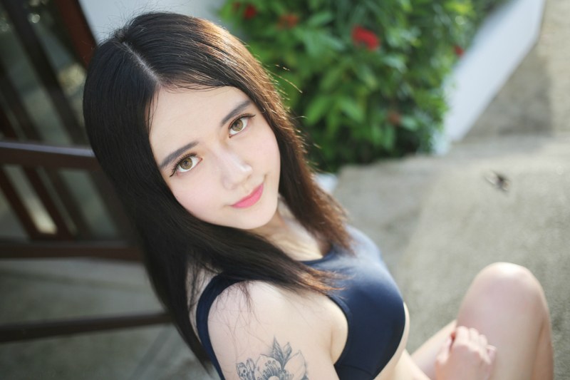 极品学生妹李雪婷泳装前凸后翘好诱人(图38)