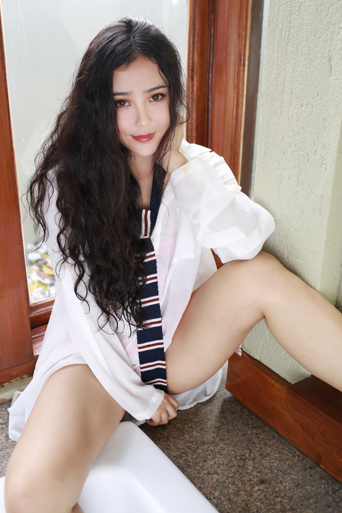 极品妖姬玛鲁娜丰乳肥臀湿身诱惑(图17)