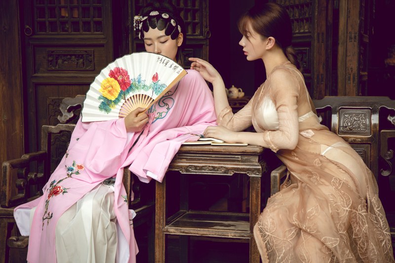 旗袍御姐姐妹花寂寞空闺互相慰藉(图11)