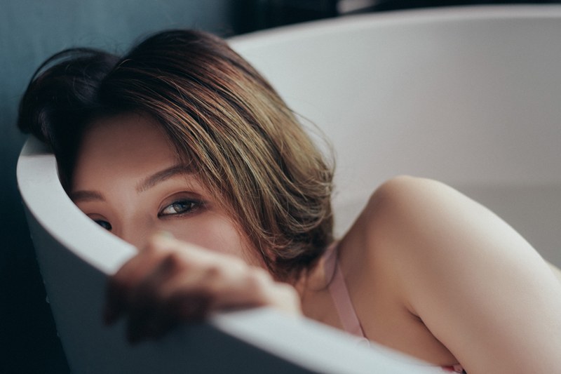 爆乳女友黄乐然家中无人大胆搔首弄姿(图29)