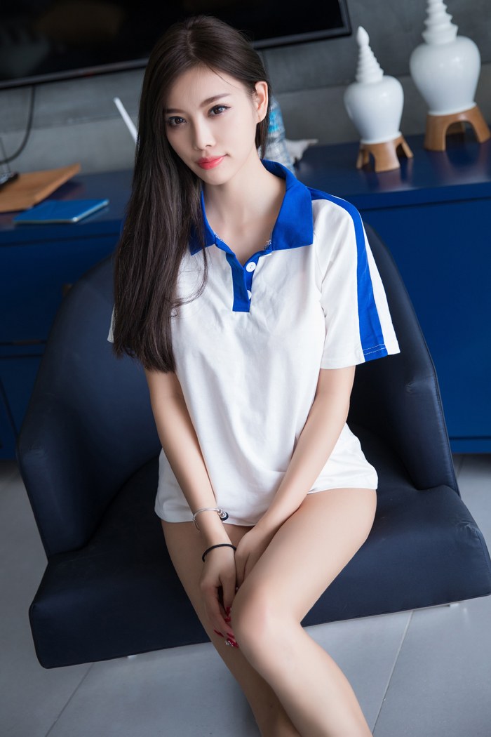 风情学姐杨晨晨巨乳软嫩长腿白皙迷人(图15)