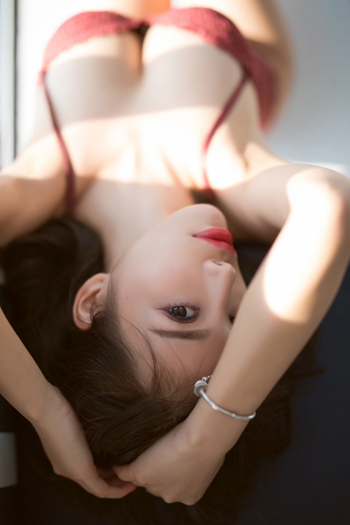 女神杨晨晨如玉肌肤傲人身姿撩动人心(图36)