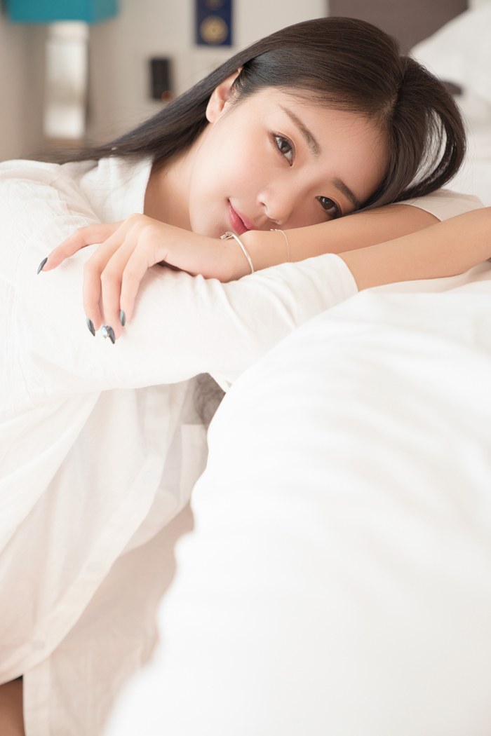 女神一大波美腿翘臀巨乳样样俱全(图24)