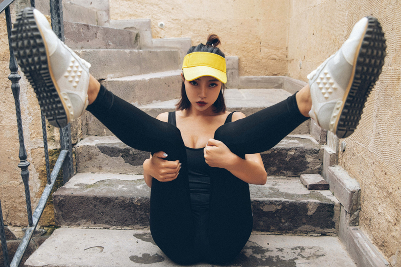 尤女郎冯木木苗条身姿让人目不转睛(图13)