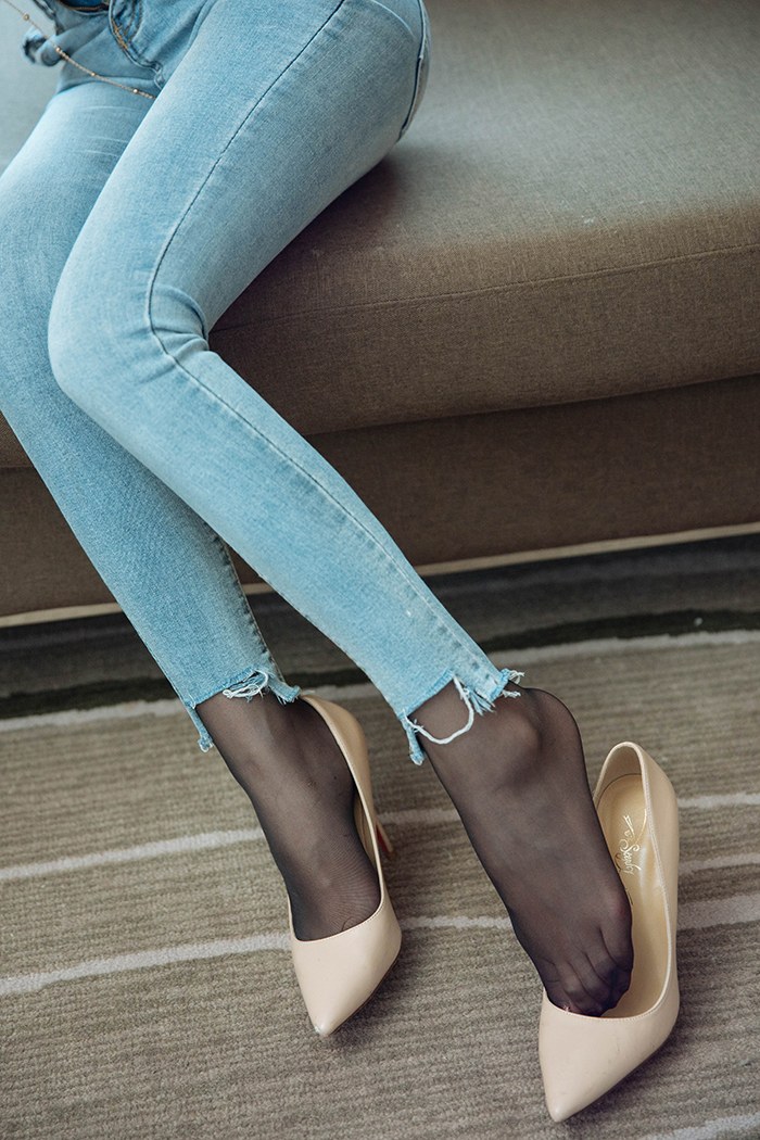 性感美人周于希修长身姿让人挪不开眼(图14)