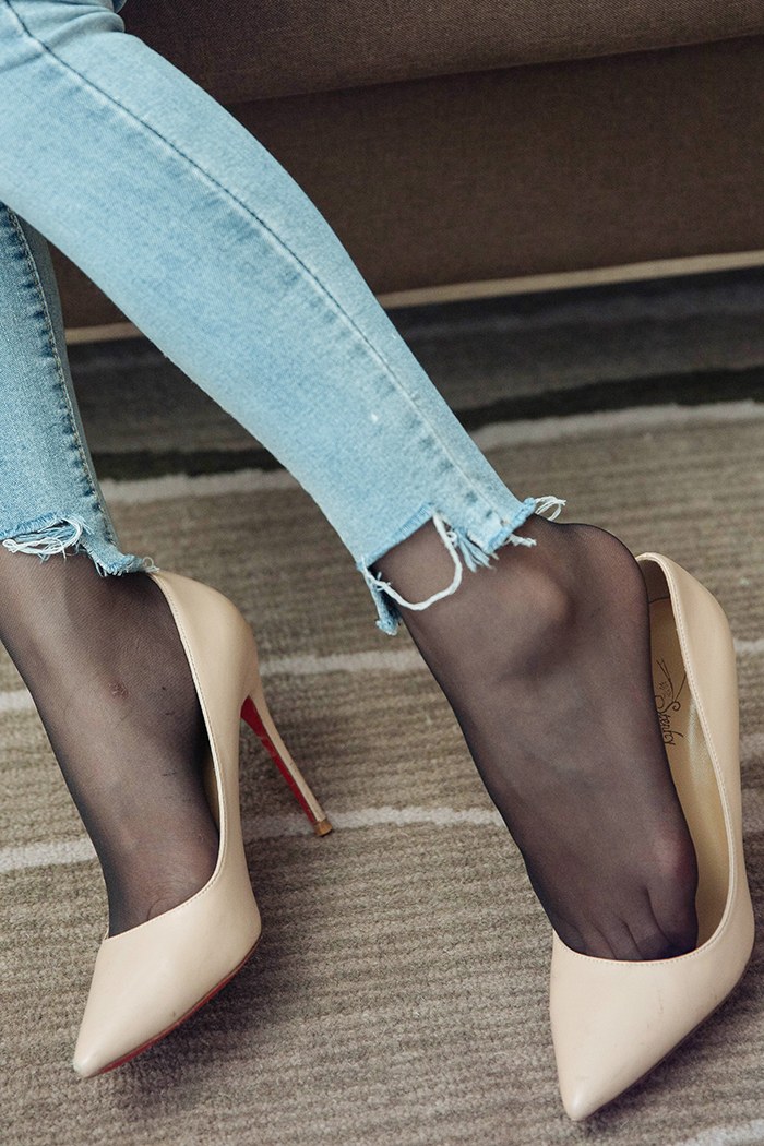 性感美人周于希修长身姿让人挪不开眼(图16)