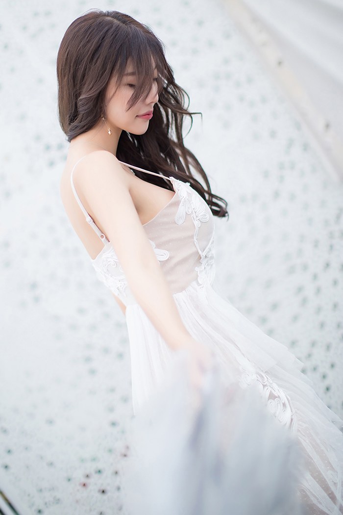 极品女神杨晨晨优美身姿让人迷醉其中(图9)