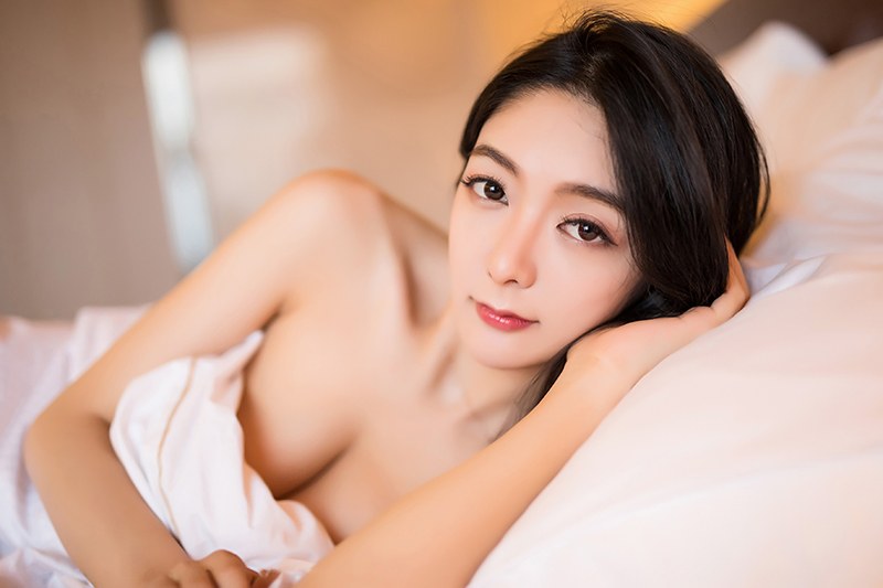 俏丽佳人小热巴丝滑肌肤令人想入非非(图49)