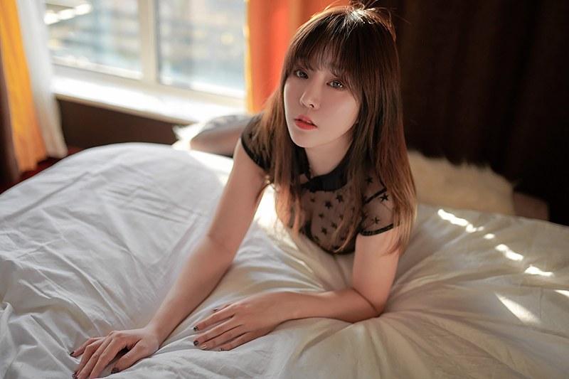 诱人尤物王雨纯透视纱衣胴体若隐若现(图15)