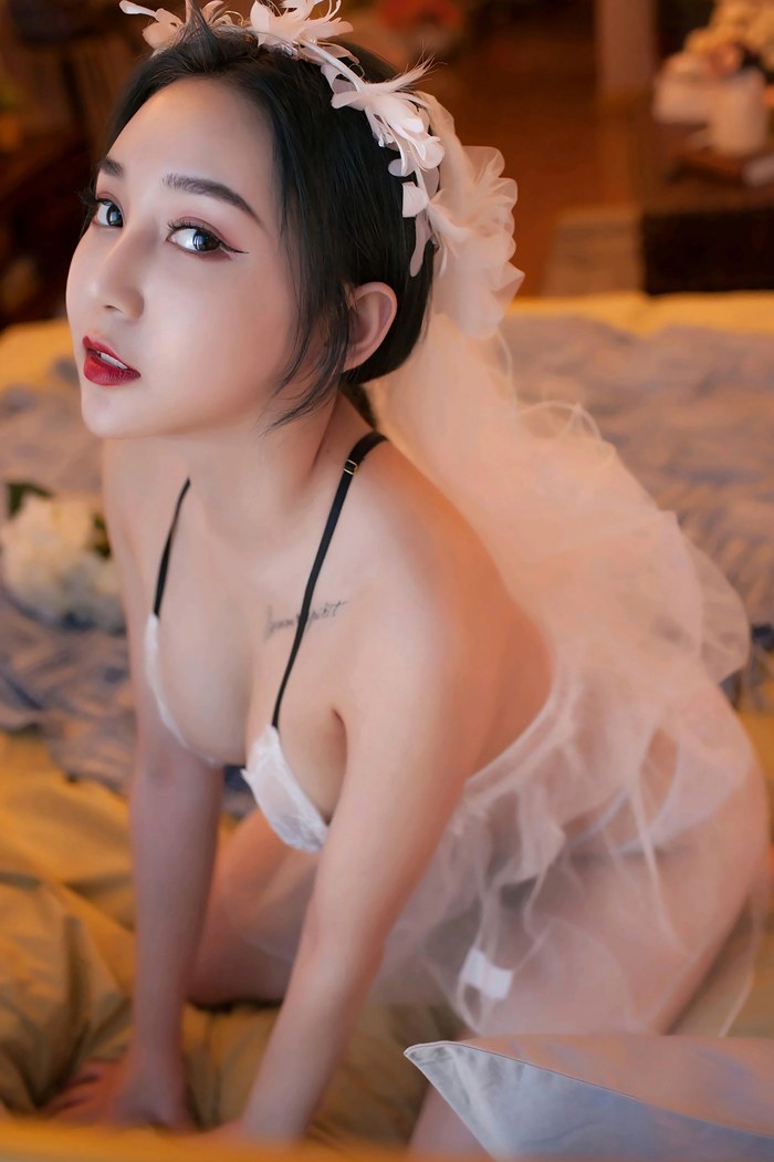 巨乳新娘姖尹魔鬼身材诱你叫嗷嗷(图28)