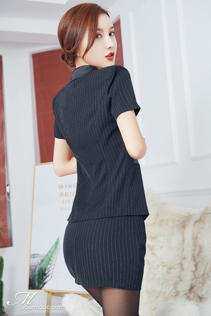 职业女郎M梦baby黑丝翘臀办公室诱惑(图30)